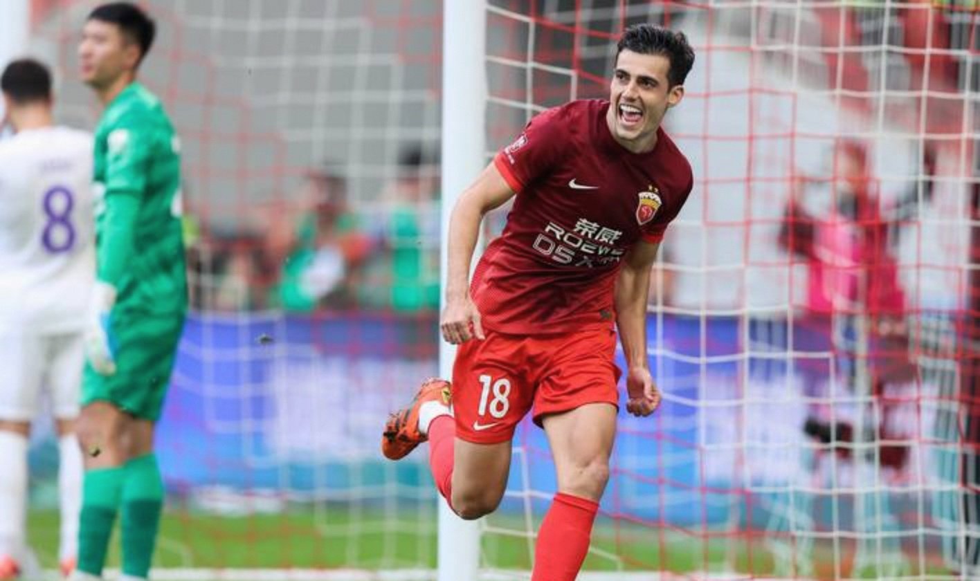 九游体育浙江队迎中超关键赛，关键时刻防线松动，态度坚定，年轻球员得到机会的简单介绍