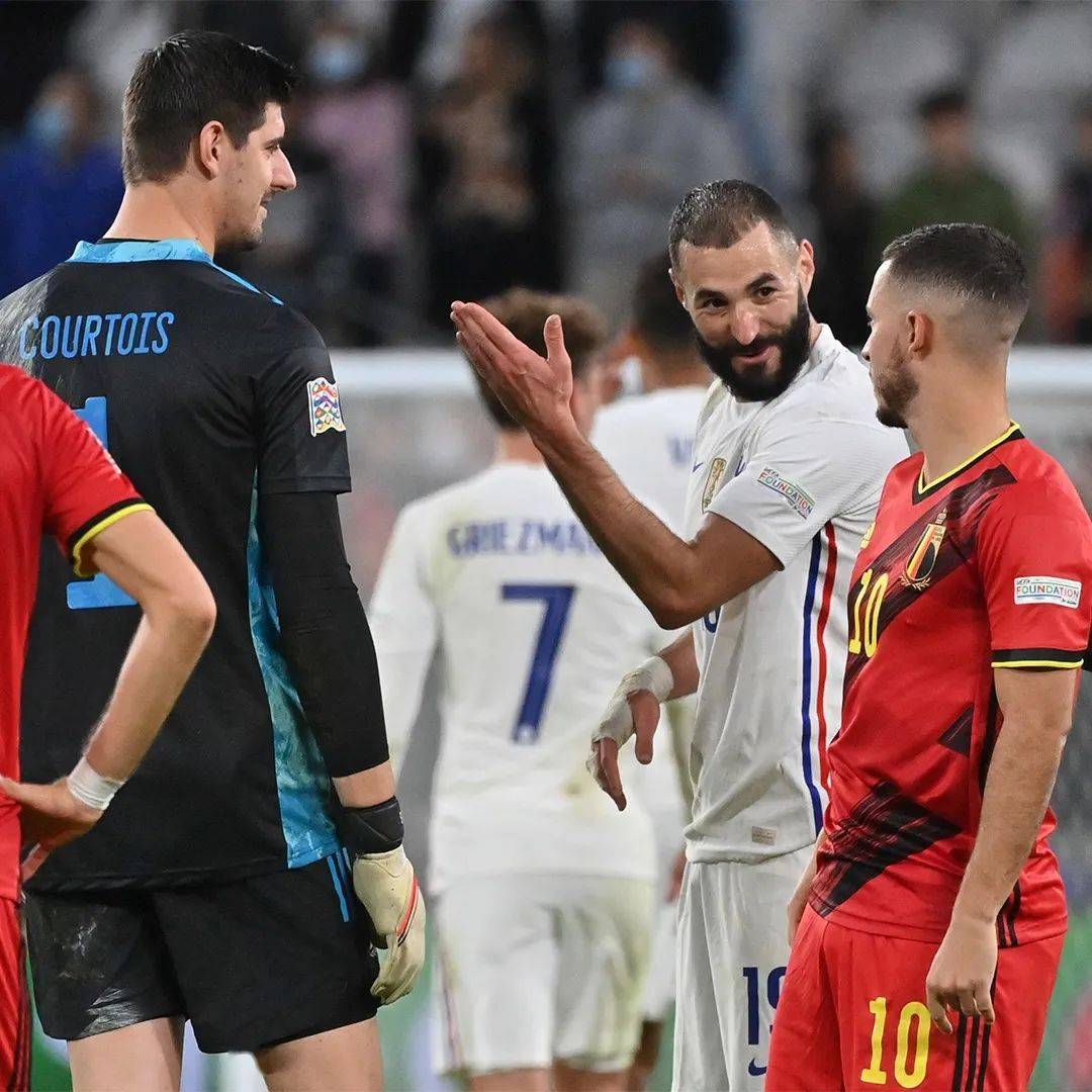 包含国际米兰赛前更衣室发声，志在社区盾名次提升，更衣室稳定，身体对抗强度拉满的词条