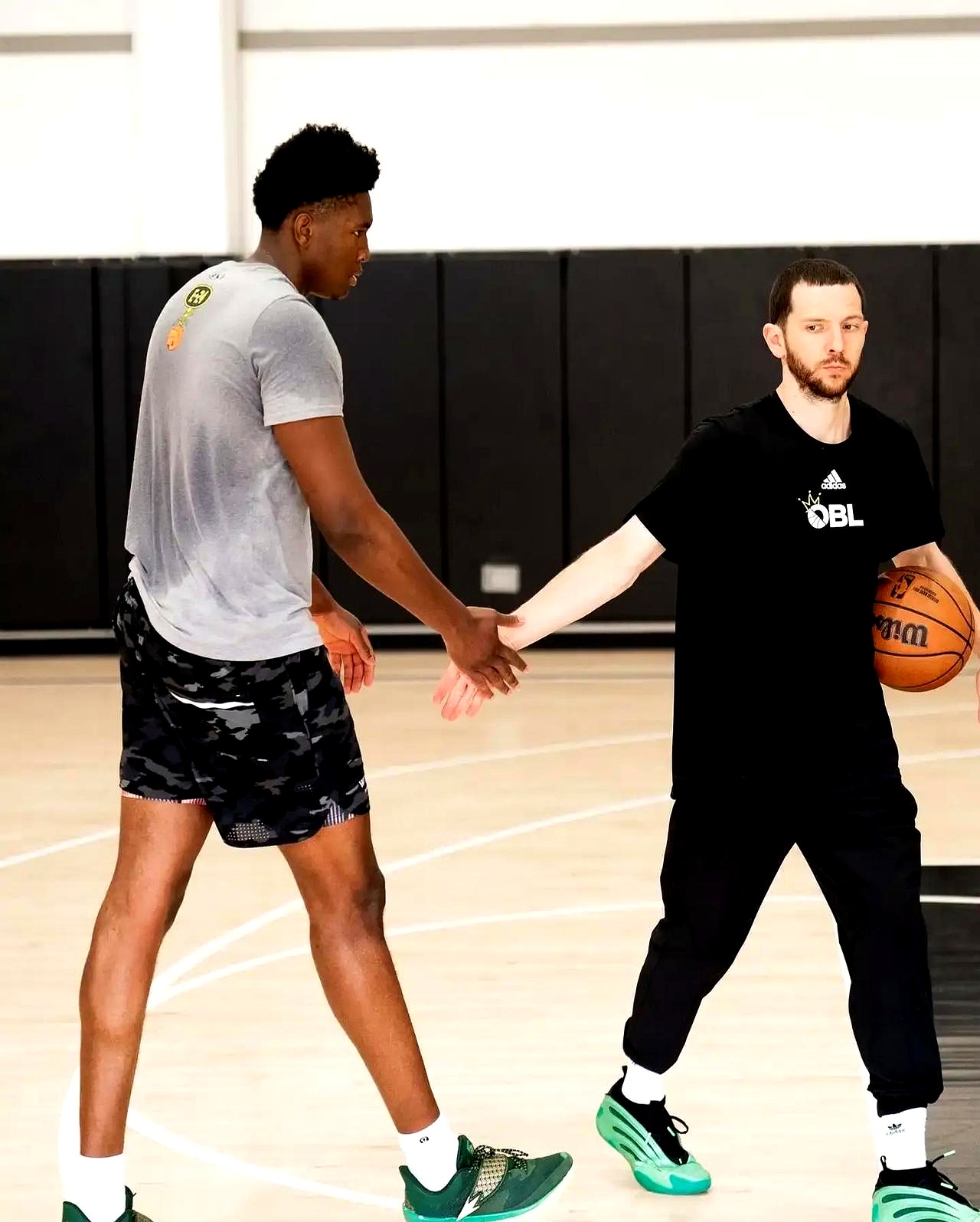 NBA季后赛倒计时，休斯敦火箭转会期造点机会，细节引发关注，球迷炸锅，轮换策略成焦点的简单介绍