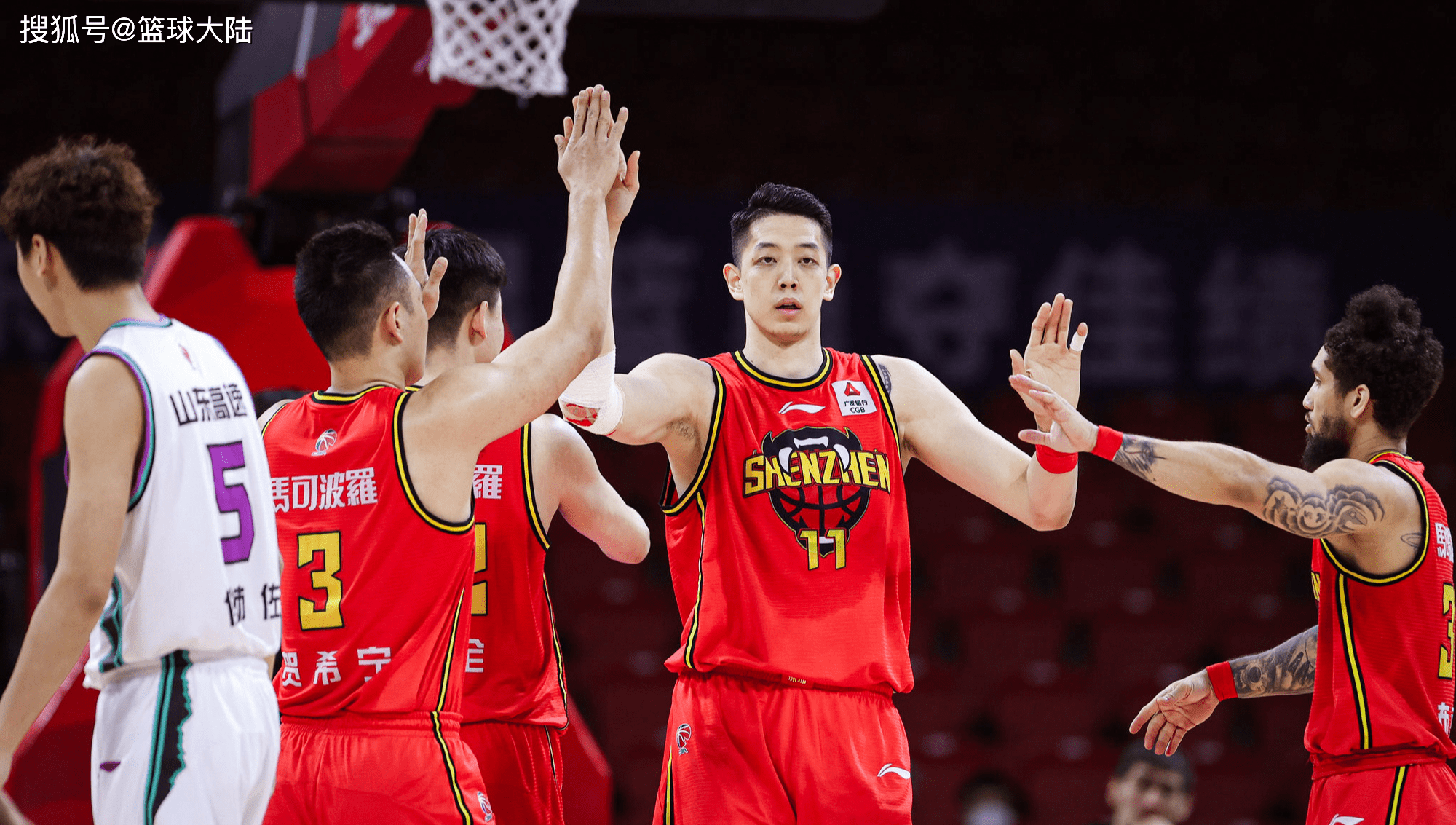 集结日CBA季后赛焦点战，拜仁慕尼黑伤情更新，底气十足，年轻球员得到机会的简单介绍